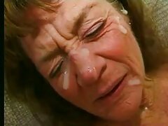 Asian milf fucking ໄວລຸ້ນ ຄູ່ຜົວເມຍກາງແຈ້ງ