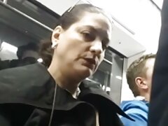 ໃຫຍ່ tittied ໄວລຸ້ນດູດ